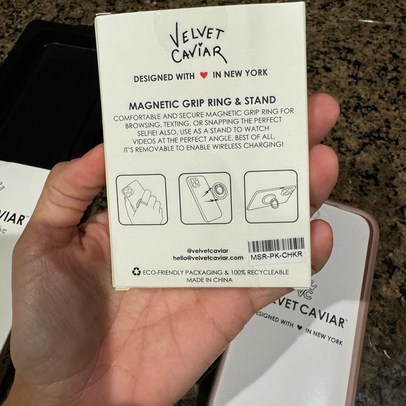 Velvet Cavier phone case with magnetic with magsafe grip ring for iPhone 15pro - Picture 6 of 9